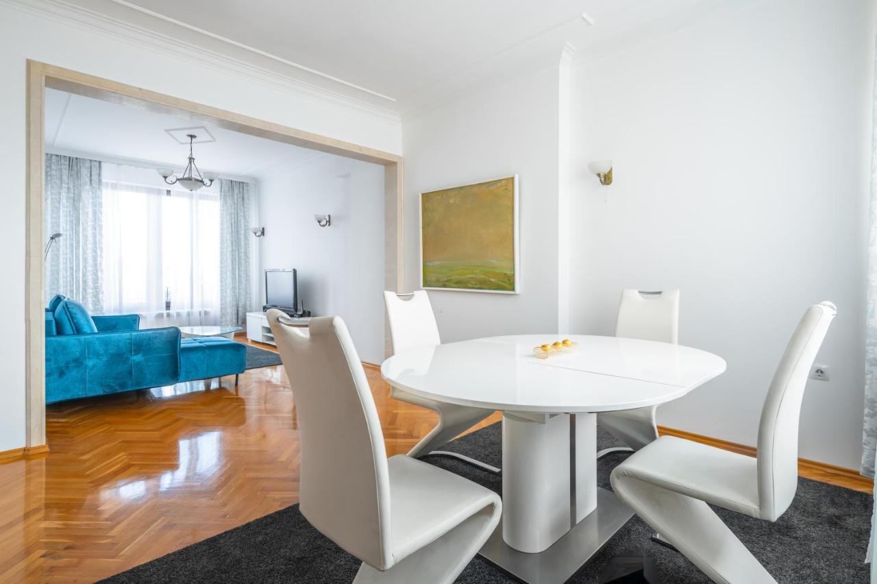 Vitosha Str 2Bd White & Blue Apt By Flat Mаnager Sofia Zewnętrze zdjęcie